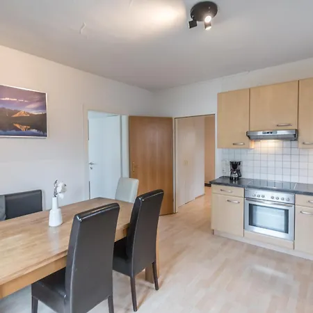 Ski-n-lake Apartmán *